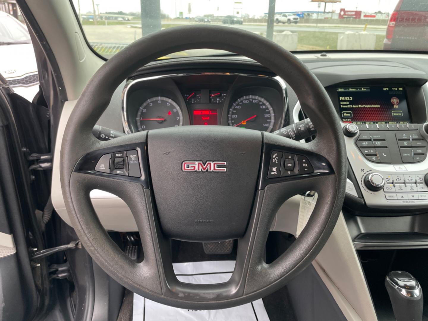 2016 Gray GMC Terrain (2GKALMEK7G6) with an 4-Cyl, 2.4 Liter engine, Automatic, 6-Spd transmission, located at 8008 Warden Rd, Sherwood, AR, 72120, (501) 801-6100, 34.830078, -92.186684 - Photo#14